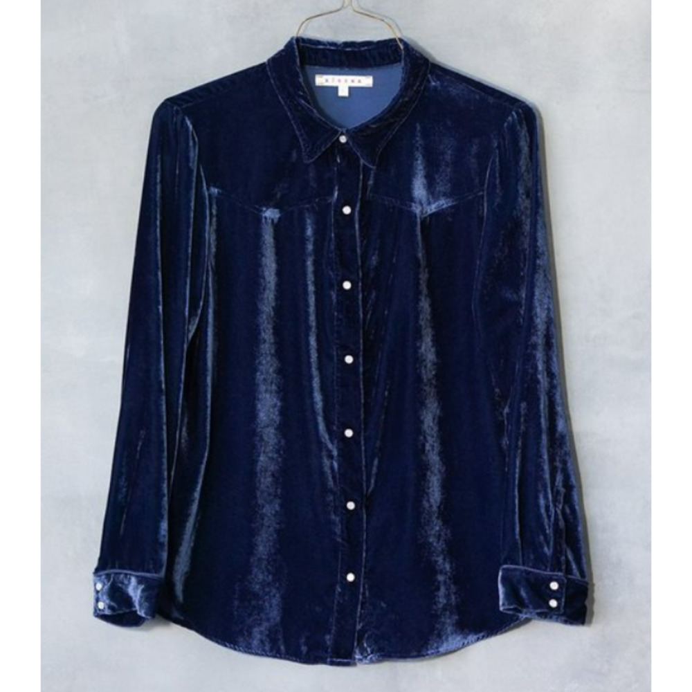 Xirena Carrington Blue Velvet Pearl Button Down